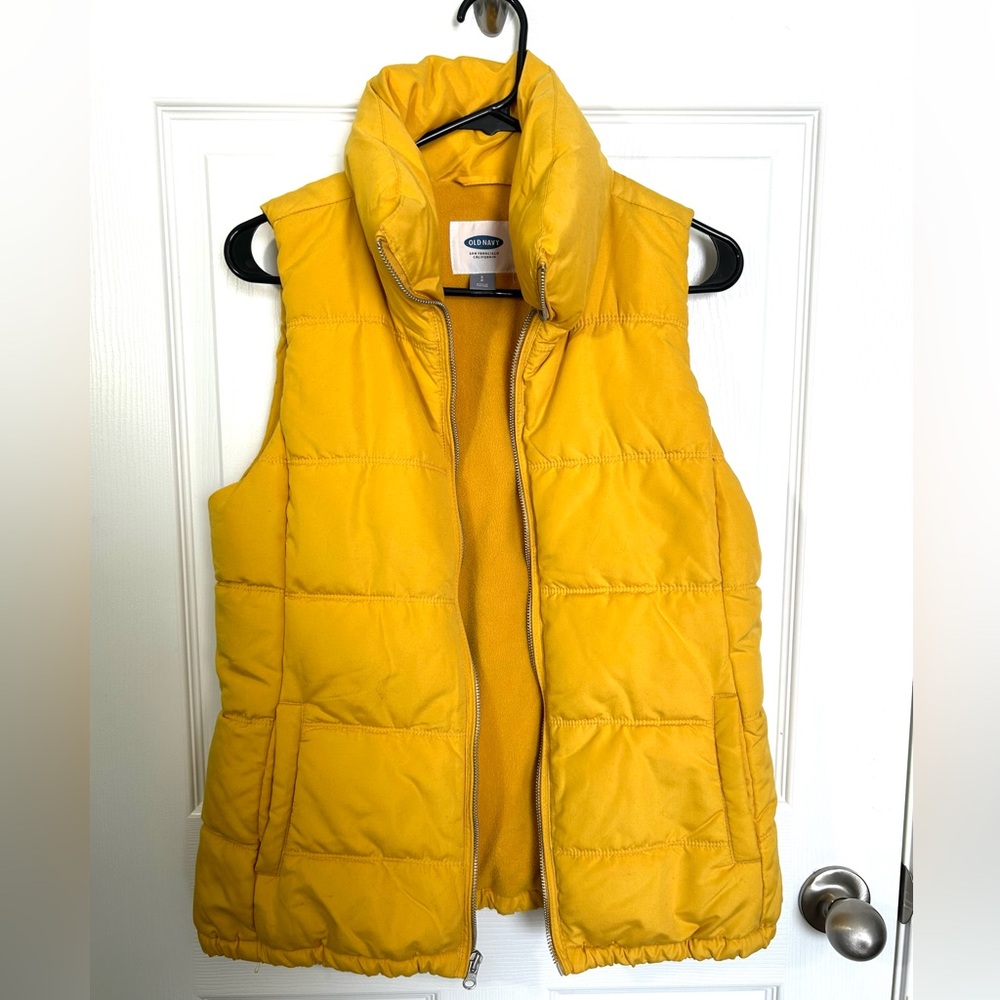 Old Navy, Yellow Puffer Vest, Women’s, S, Like New